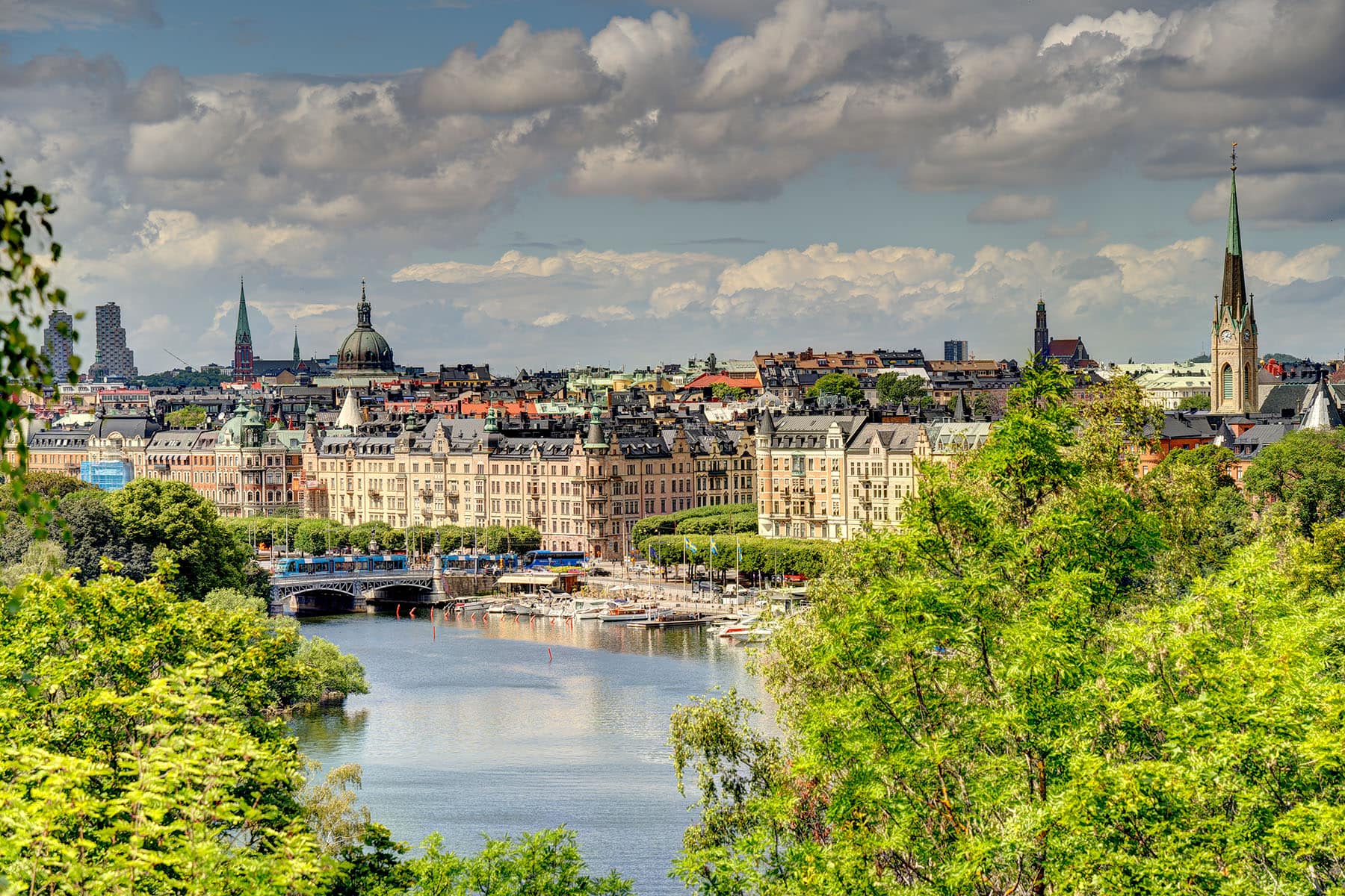 Strandvägen i Stockholm i strålande sol